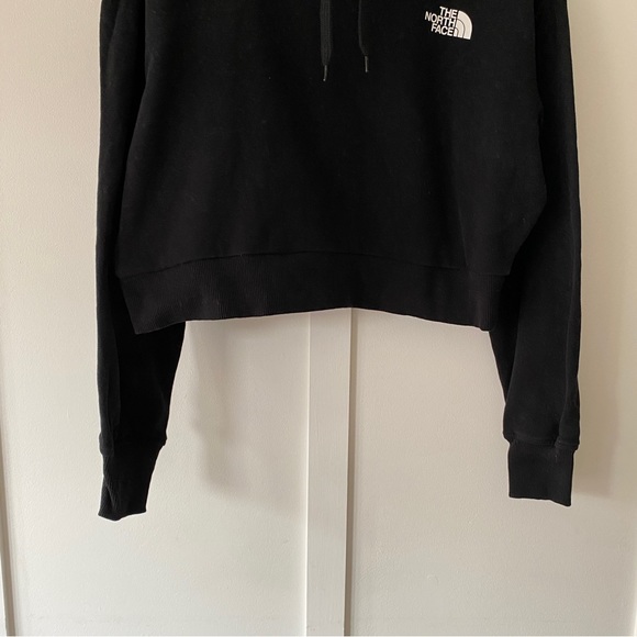 The North Face Cropped Printed Hoody - Size M - Picture 6 of 10